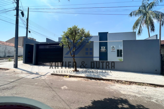 Casa à venda - 100m² - Parque Bandeirantes, Umuarama-PR